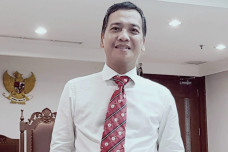 Bandung yang Tersandera:...