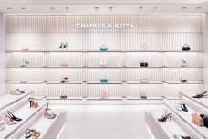 CHARLES & KEITH Luncurkan...