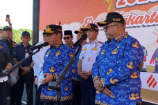 Sikapi Perang di Timteng,...
