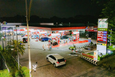 Make Over Wajah SPBU...