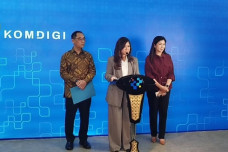 Menkomdigi: Meta Patuh...