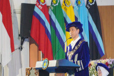 Wisuda ITS ke-133, Dalang...