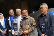 Pramono Anung Nyerah...