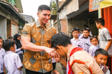 Kunjungi Tiga Kabupaten...