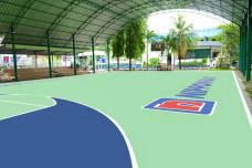Lapangan Tenis Tak Lagi...