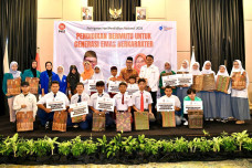 Dorong Pendidikan Bermutu,...