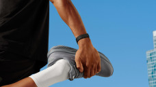 Google Luncurkan Fitbit...