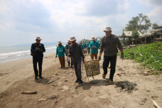 Sampah Plastik di Wilayah...