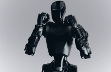 5 Keunggulan Robot...