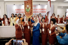 Kongres Luar Biasa KOWANI...