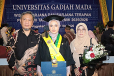 Cerita Fulviana, Mahasiswa...