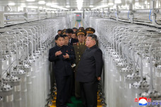 Kim Jong-un Janji Tingkatkan...