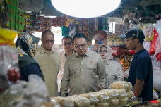 Dudung Sidak Pasar Induk...