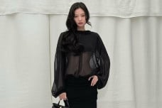 Jennie BLACKPINK Bawakan...