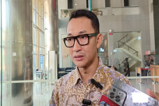 KPK Tetapkan 4 Tersangka...