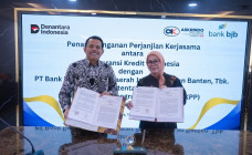 Membangun Ekonomi Jabar...