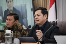 Soal Rupiah, Tomkur:...