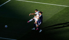 Gebuk Skotlandia, Gol...