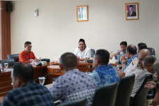 Tak Punya Izin, DPRD...