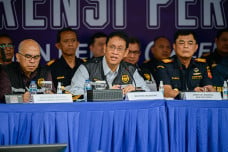 Purbaya Buka Suara Soal...