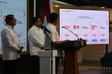 Mau Ikut Pilih Logo...