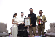 Pecahkan Rekor, Ratusan...