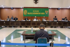 Rekam Jejak Eks Ketua...