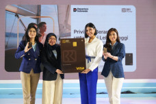Manjakan Nasabah Premium,...