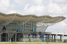 Bandara Husein Sastranegara...