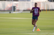 Sepatu Emas Ronaldo...