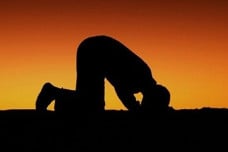 4 Jenis Sujud dalam...