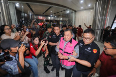 Mantan Wakil Kepala...