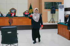 Pakar Hukum Tegaskan...