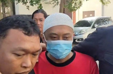 Penampakan Taufik Hidayat...