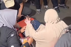 Oknum Polisi yang Siksa...