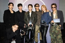 BTS Jadi Tamu Kehormatan...