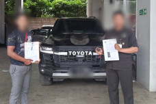 Penampakan Land Cruiser...