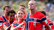 Jelang Lawan Inggris,...