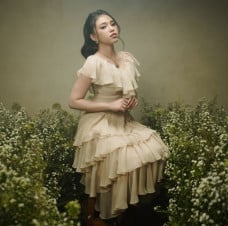 Lewat Sembunyi dari...