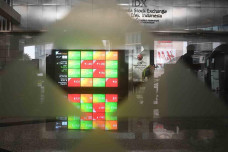 IHSG Hari Ini Dibuka...