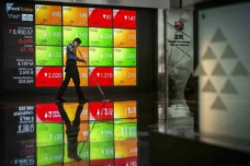 IHSG Hari Ini Dibuka...
