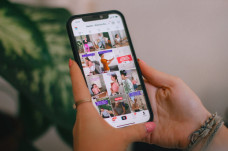 TikTok Tingkatkan Transparansi...