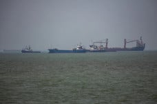 Iran Kritik Oman soal...