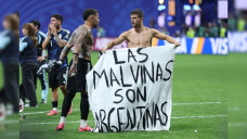 FIFA Selidiki Spanduk...