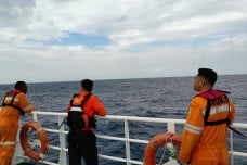 2 Korban KM Nurul Salsa...