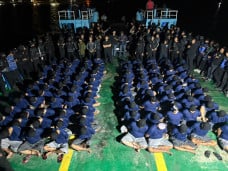 Penampakan 115 Warga...
