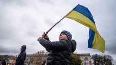 Presiden Zelensky Pecat...