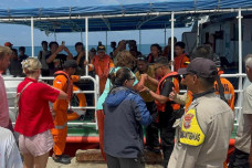 Speed Boat Hilang Kontak...
