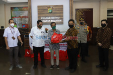 Bank Sahabat Sampoerna...