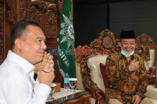 PP Muhammadiyah Terima...